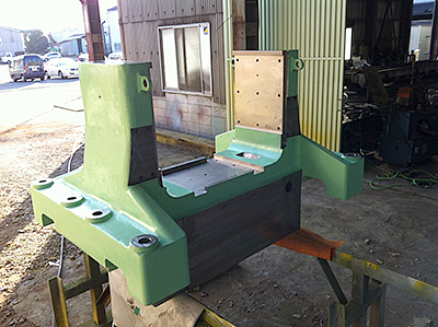 鋳鋼品フレーム