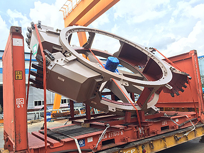 製缶機械加工品　バケットホイル製作